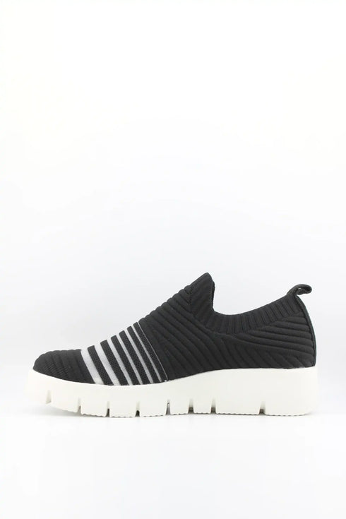 Bernie Mev Slip-On Knit Sneaker